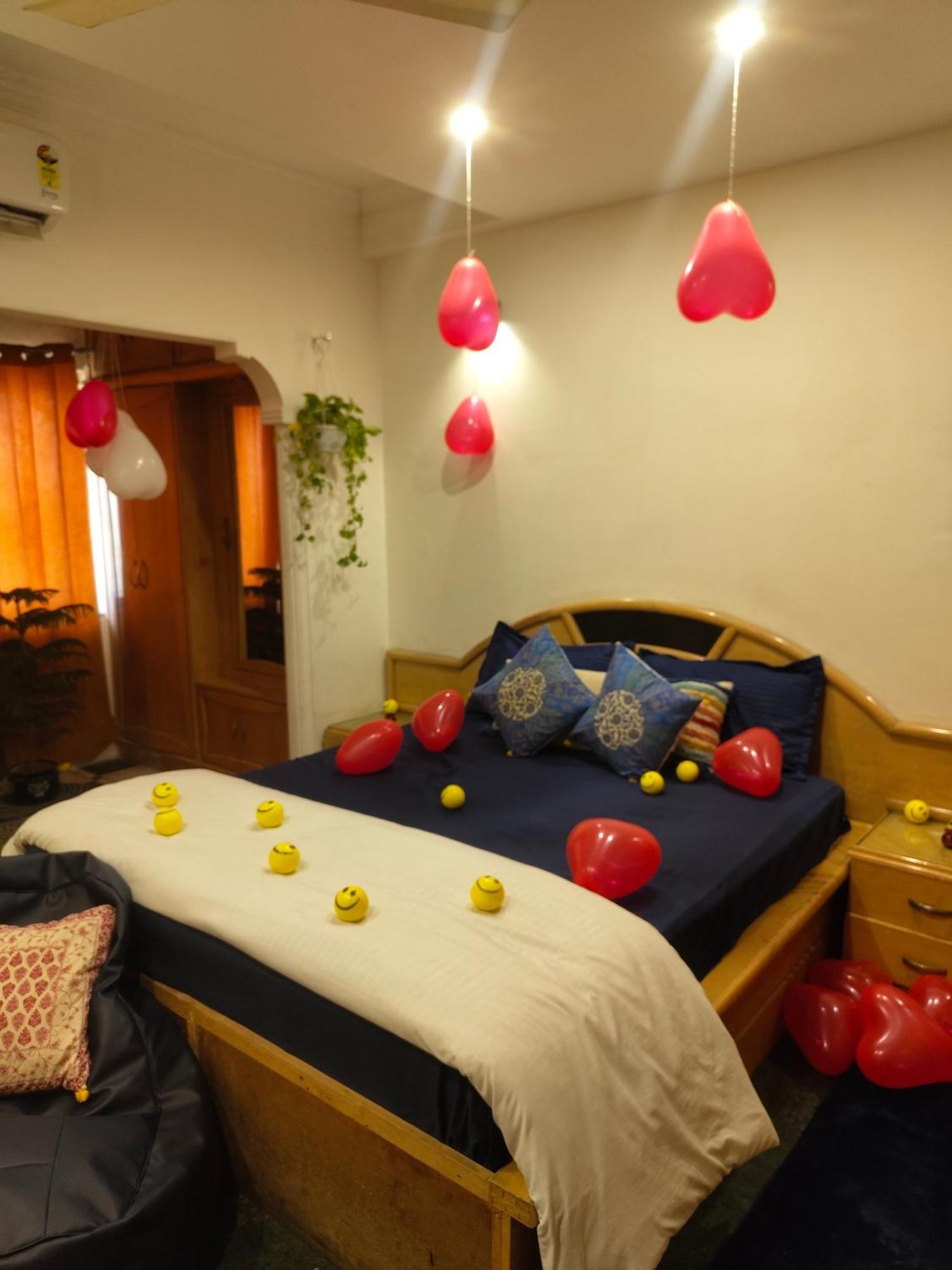 Area 369 Hotel Jaipur Bagian luar foto